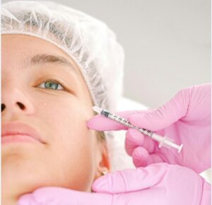 Telefone de Clinica de Botox em Itápolis Ibitinga Tabatinga Borborema Bariri Taquaritinga Catanduva Novo Horizonte Nova Europa Santa Adélia SP Estética Harminização Facial Preenchimento Ácido Ialurônico Laser Toxina Botulínica