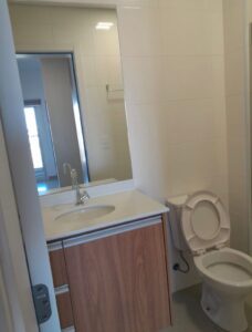 Vendo Apartamento a Venda no Edifício Via Appia em Ribeirão Preto SP Ribeirânia Unaerp Estúdio Condomínio Com 1 Um Quarto Dormitório Zeus Imobiliária Corretor de Imóveis Imóvel Sala Cozinha Banheiro Vende se